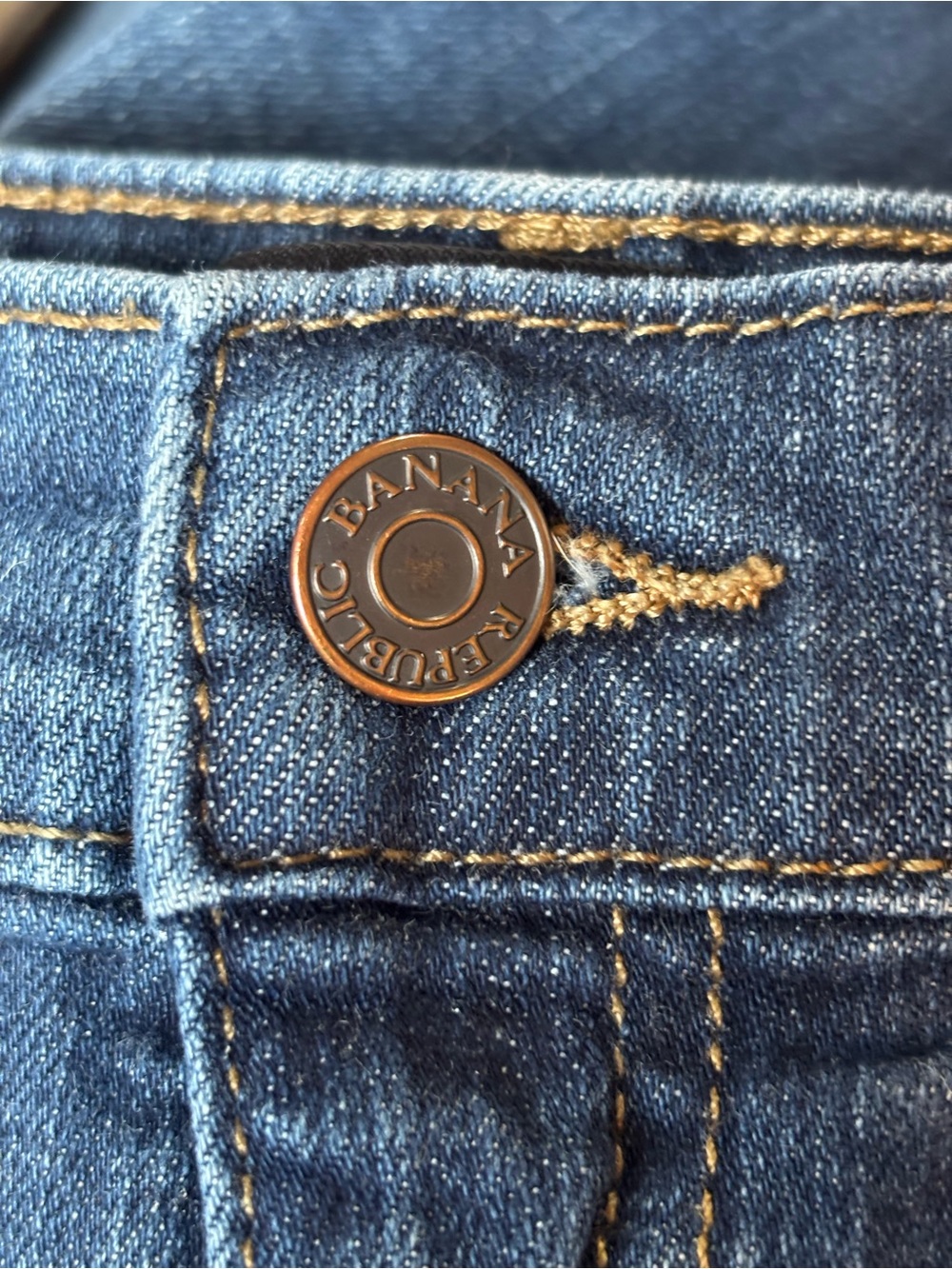 Banana Republic Denim Jeans in Medium Blue with Tan Stitching Size 8/29 EPC - Picture 5 of 7